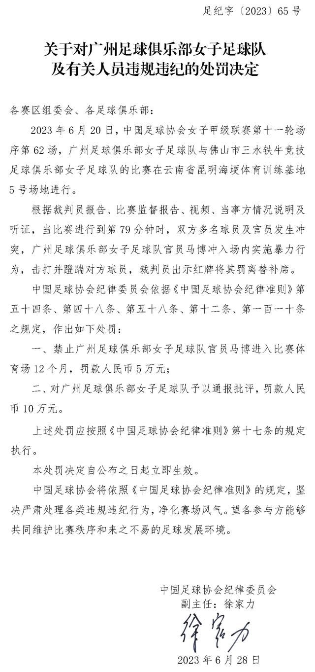 电影讲述了一对同居不交往的男女跨越十余年的感情羁绊，两人的故事虐哭万千情侣、赚足观众眼泪，此番有望引进内地，让人备受期待